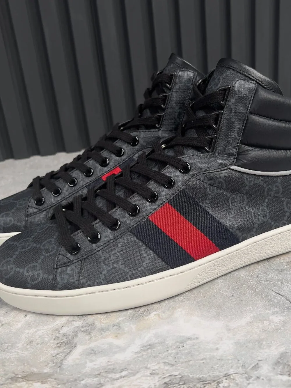 GUCCI Ace Web Supreme GG Monogram Sneakers Gray Leather 8.5 G or 9 US 42.5 EUR